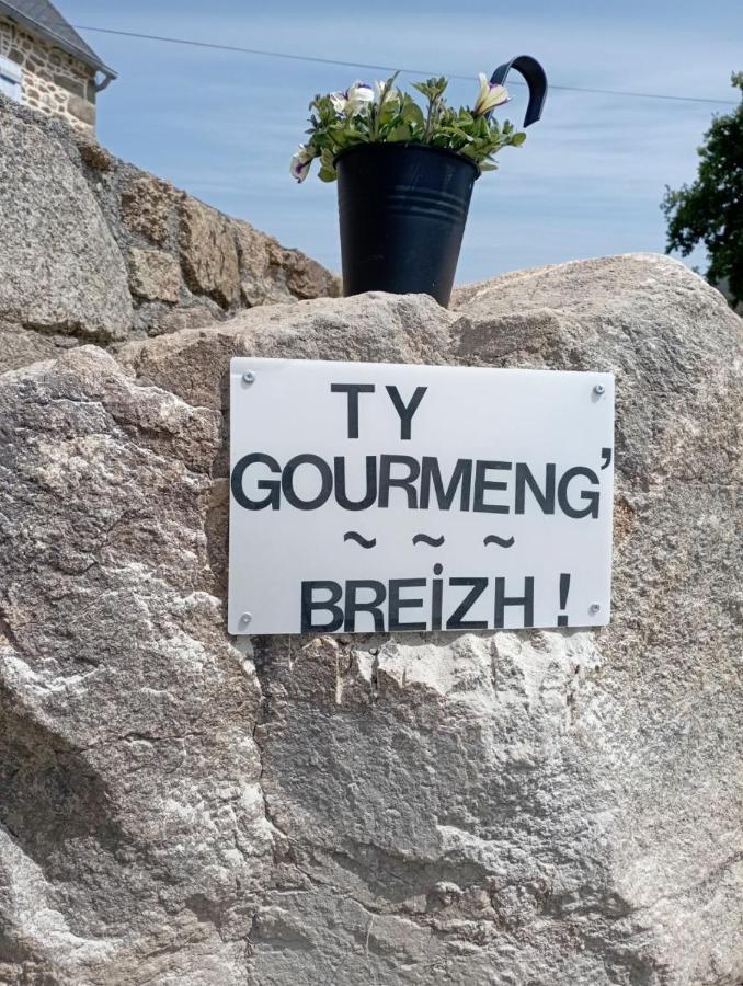 Pleubian Gite Avec Son Bain Nordique Privatif Au Feu De Bois מראה חיצוני תמונה